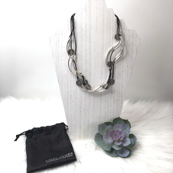 lizzy james Jewelry - Lizzy James Statement Necklace